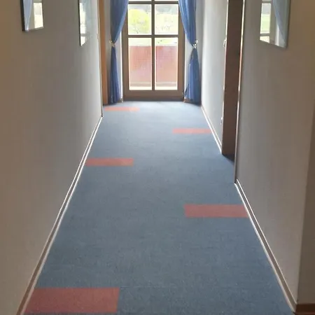 Landgasthof Zum Hirschen 2*