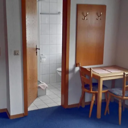 Landgasthof Zum Hirschen 2*